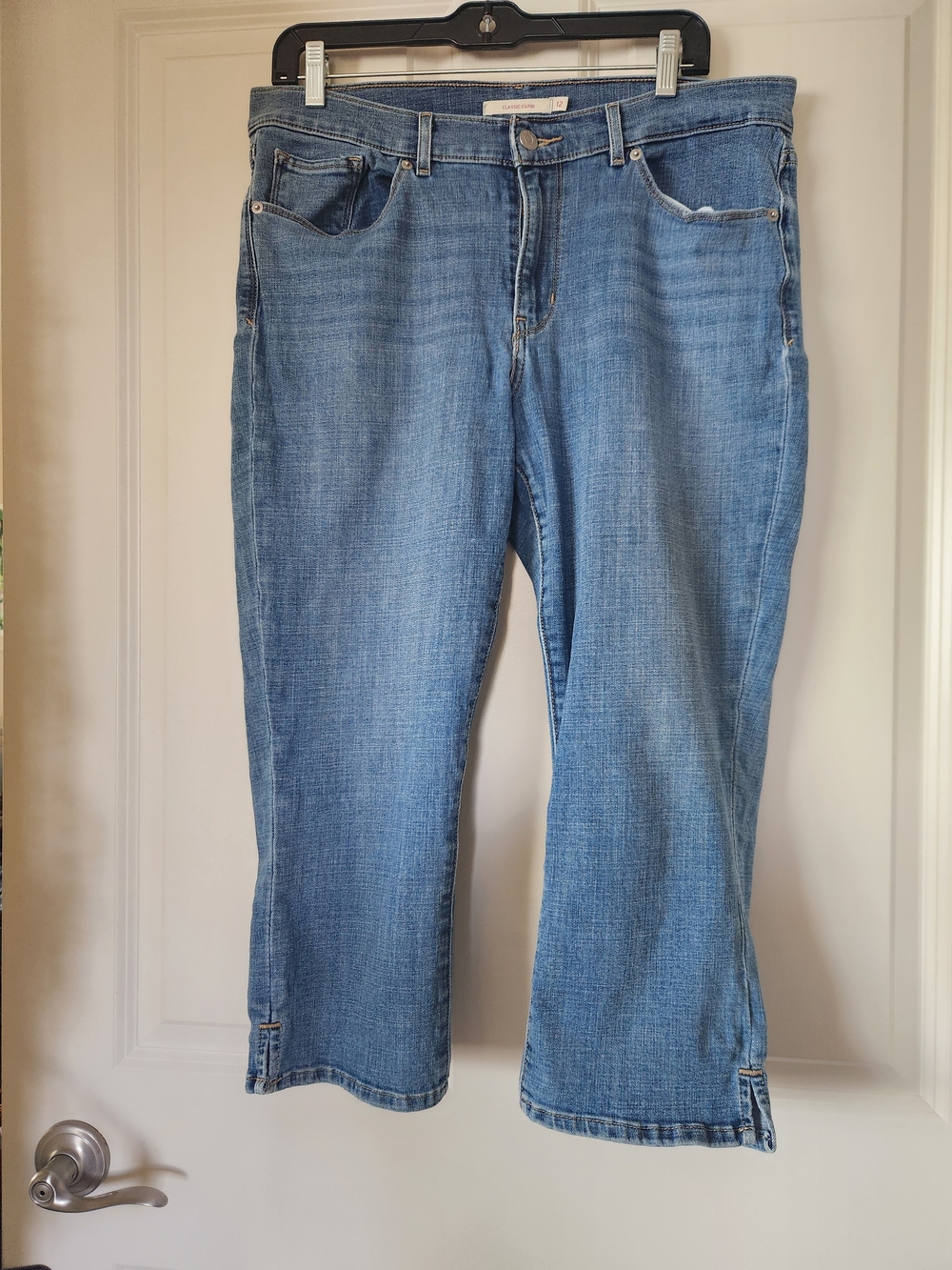 Levi's Denim Capris